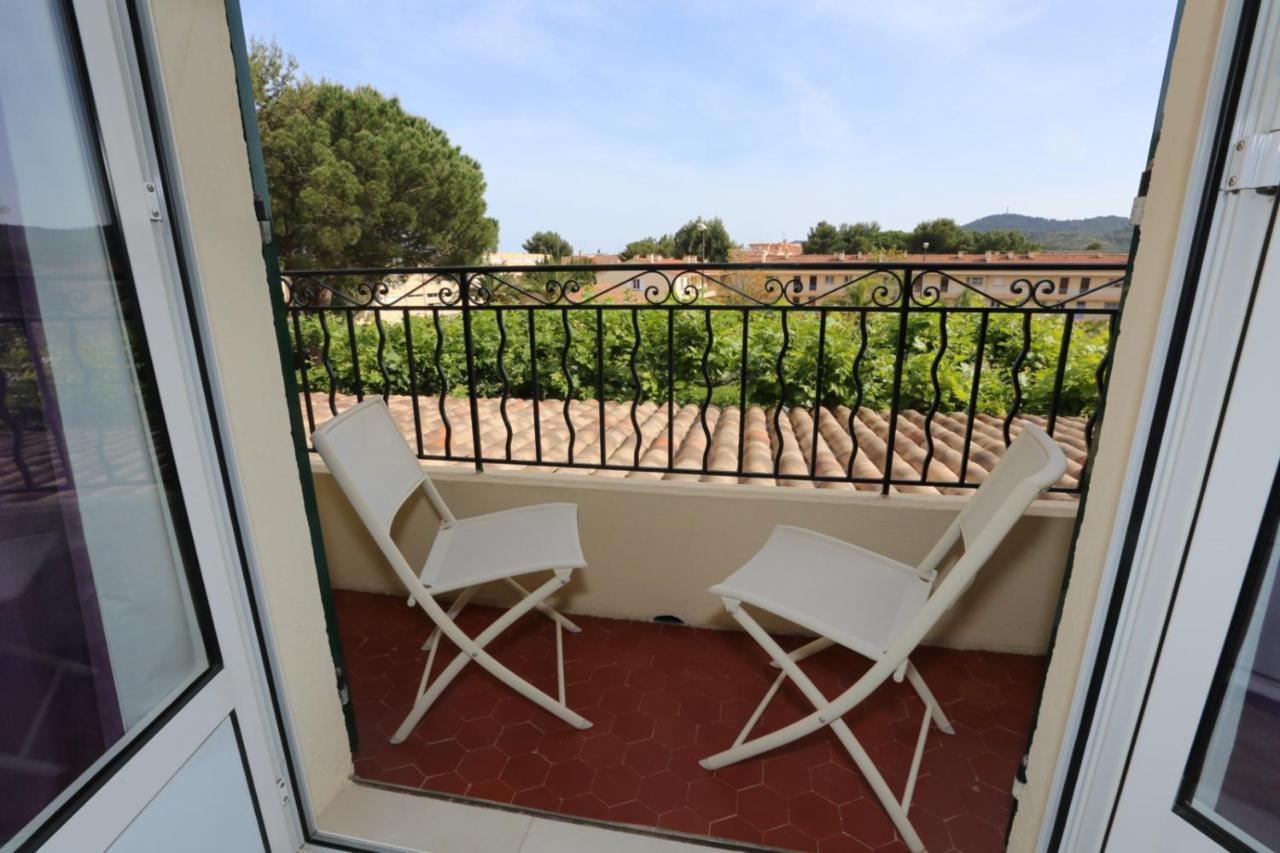 Hotel De La Plage - Hdlp บอร์มส์-เลส์-มิโมซาส์ ภายนอก รูปภาพ