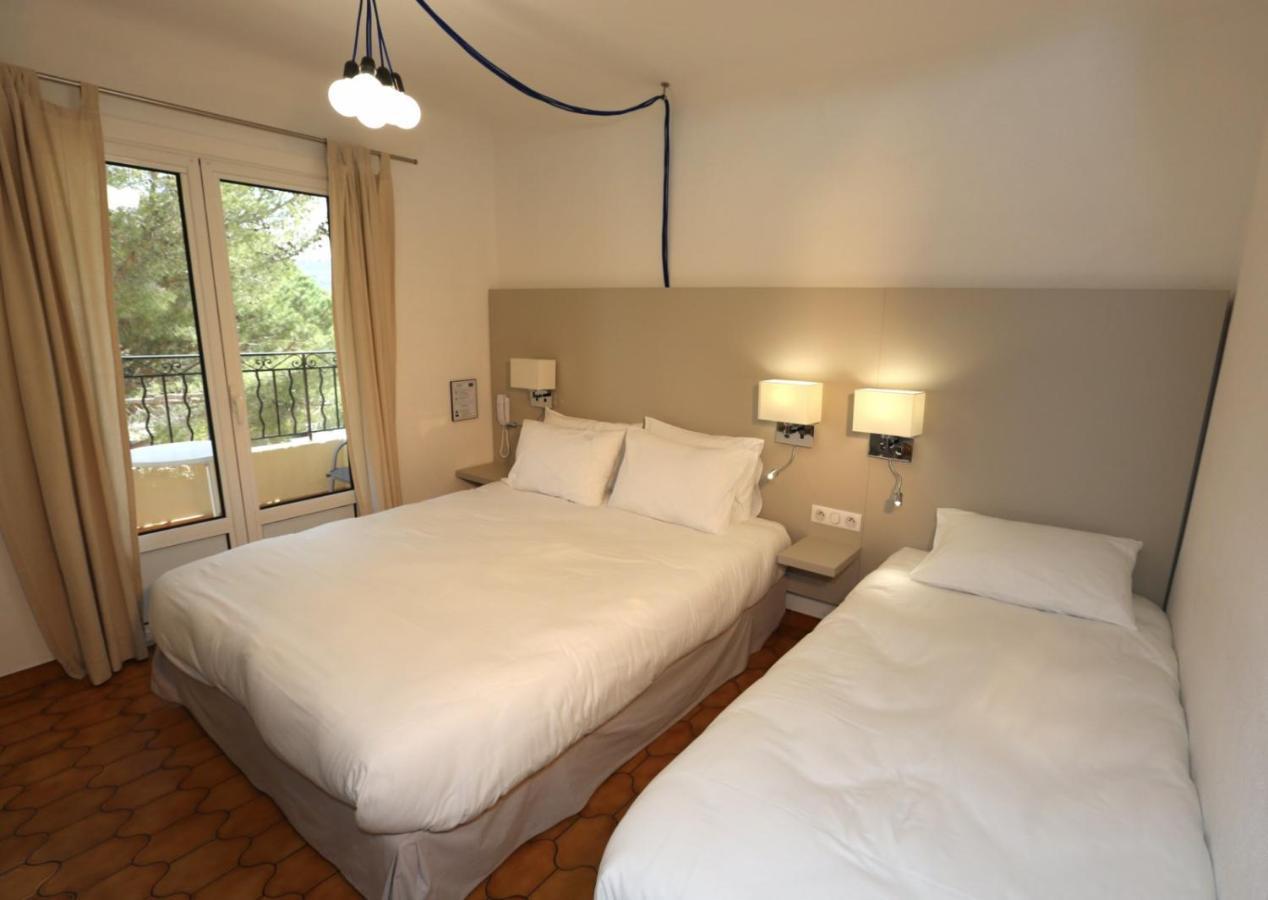 Hotel De La Plage - Hdlp บอร์มส์-เลส์-มิโมซาส์ ภายนอก รูปภาพ