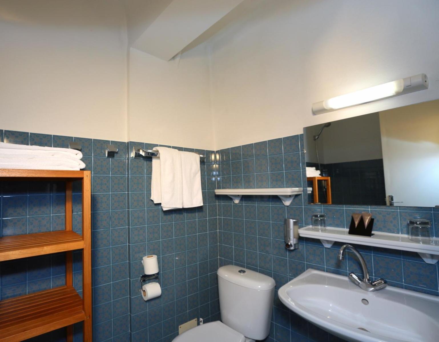 Hotel De La Plage - Hdlp บอร์มส์-เลส์-มิโมซาส์ ห้อง รูปภาพ